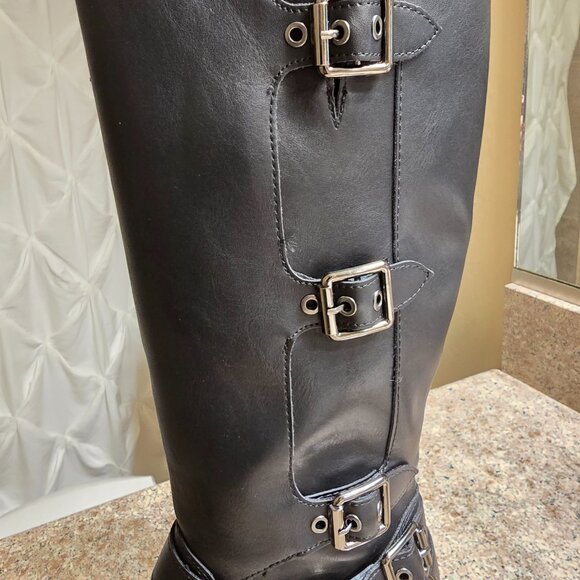 Madden Girl Clara Women's Tall Buckle Boots (size 8) - Picture 6 of 10